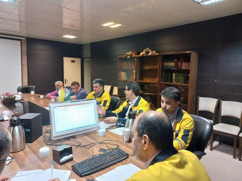 برگزاری نشست ارزیابی عملكرد شهرستان ها در اداره كل پست آذربایجان شرقی
