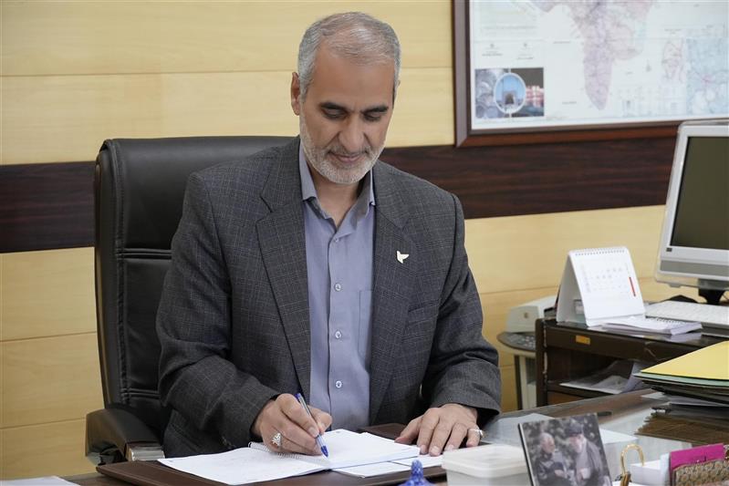 پیام تبریك مدیركل پست استان اصفهان به مناسبت هفته دولت و روز كارمند