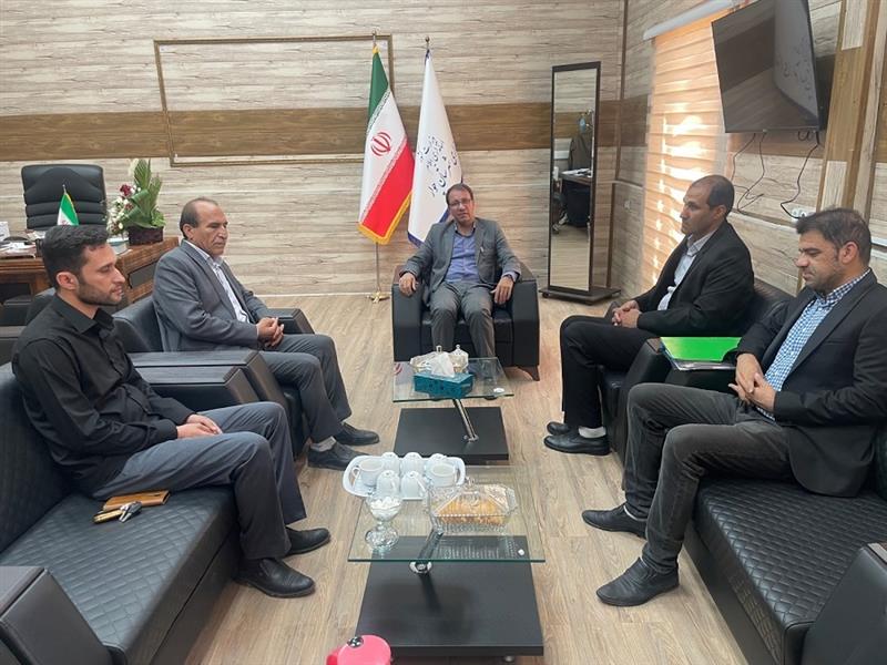 نشست مدیركل پست استان ایلام  با فرماندار شهرستان چوار درمورد  پروژه GNAFبا حضور شهردار شهر چوار  برگزار شد